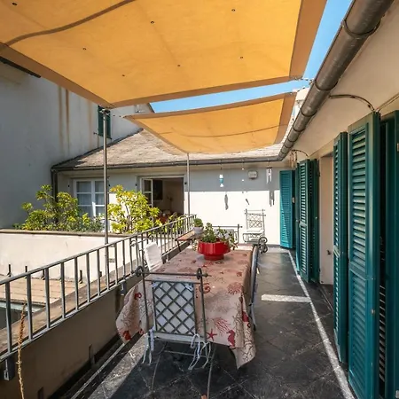Attico Palazzo Giustiniani Alojamento de Acomodação e Pequeno-almoço *